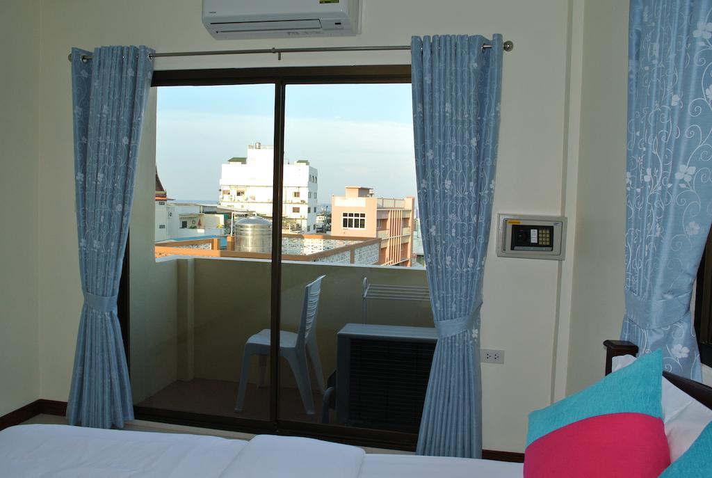 Baan Taweesuk Guest House Huahin Kültér fotó
