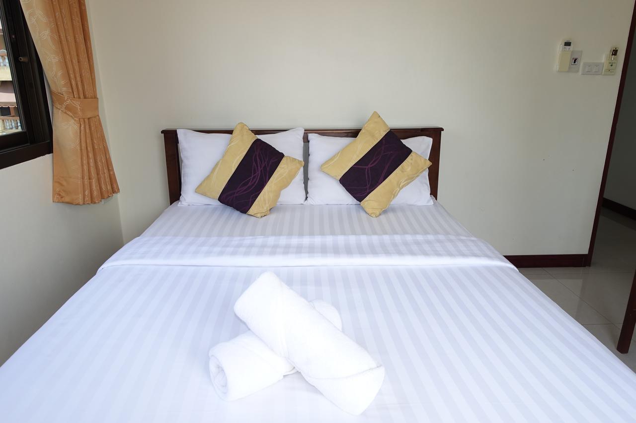 Baan Taweesuk Guest House Huahin Kültér fotó