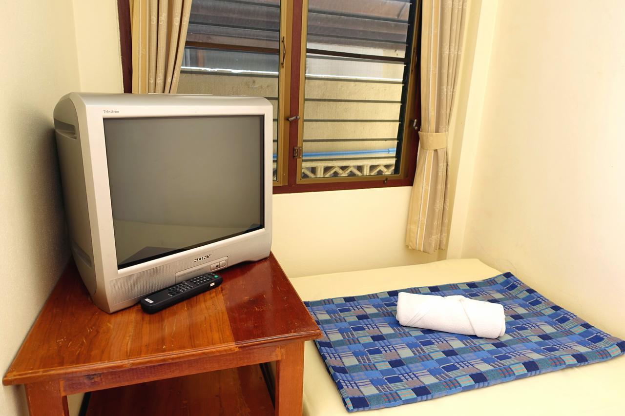 Baan Taweesuk Guest House Huahin Kültér fotó