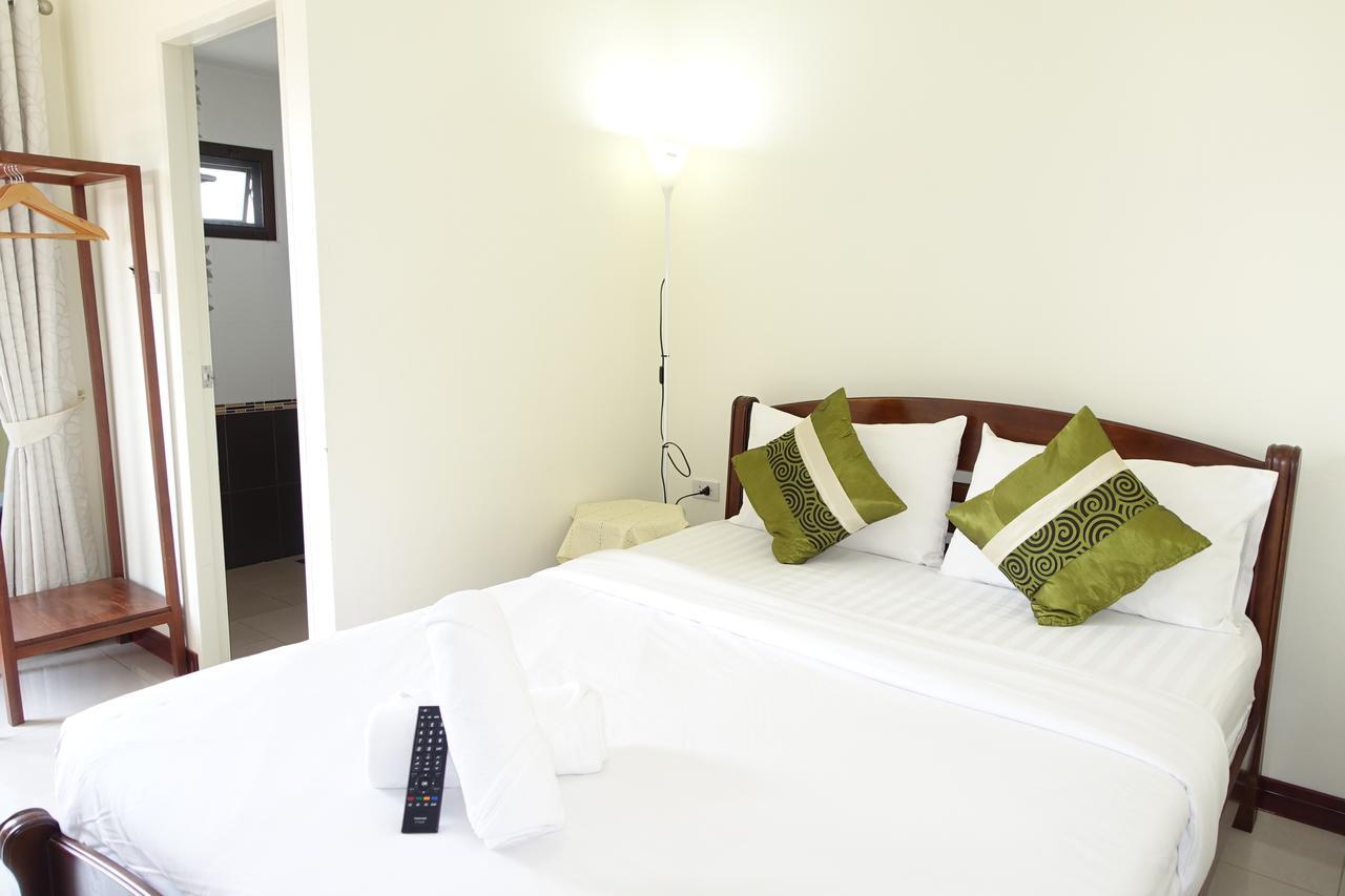 Baan Taweesuk Guest House Huahin Kültér fotó