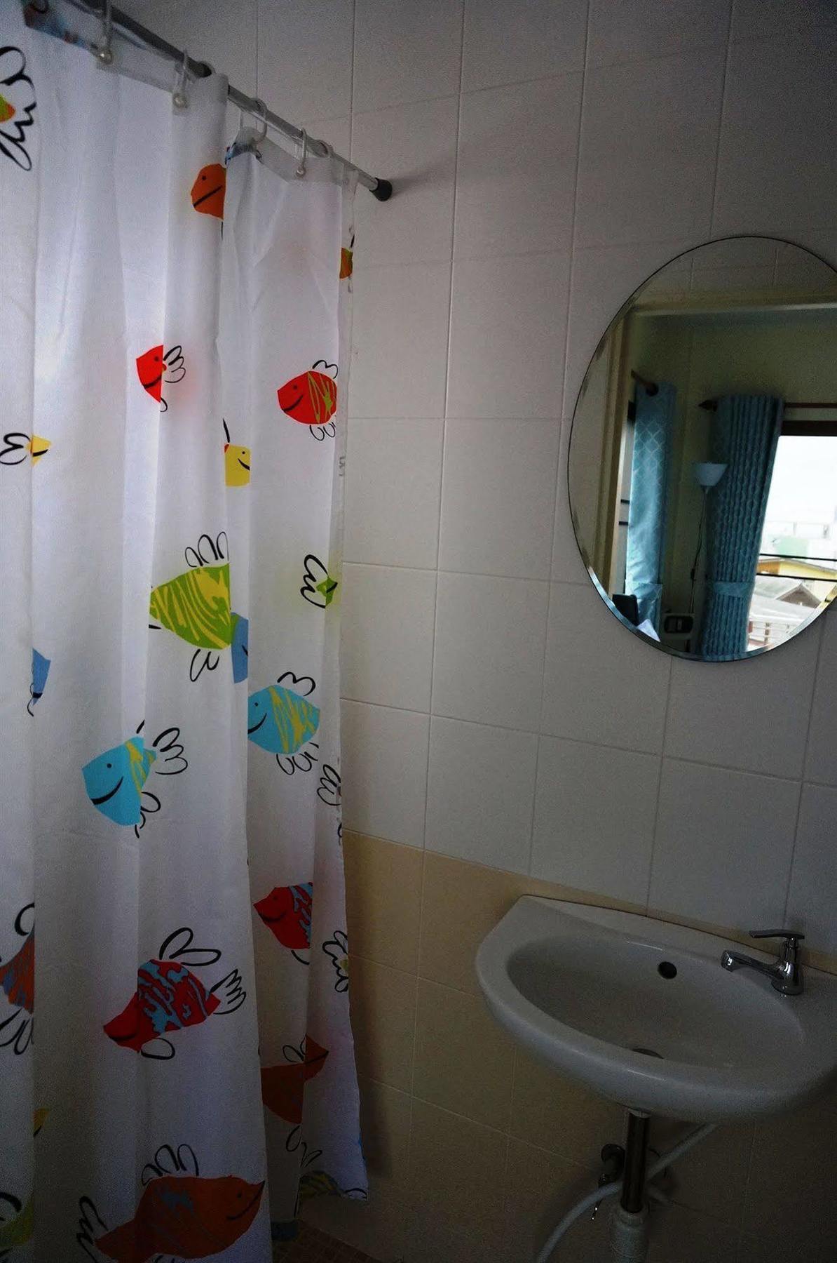 Baan Taweesuk Guest House Huahin Kültér fotó