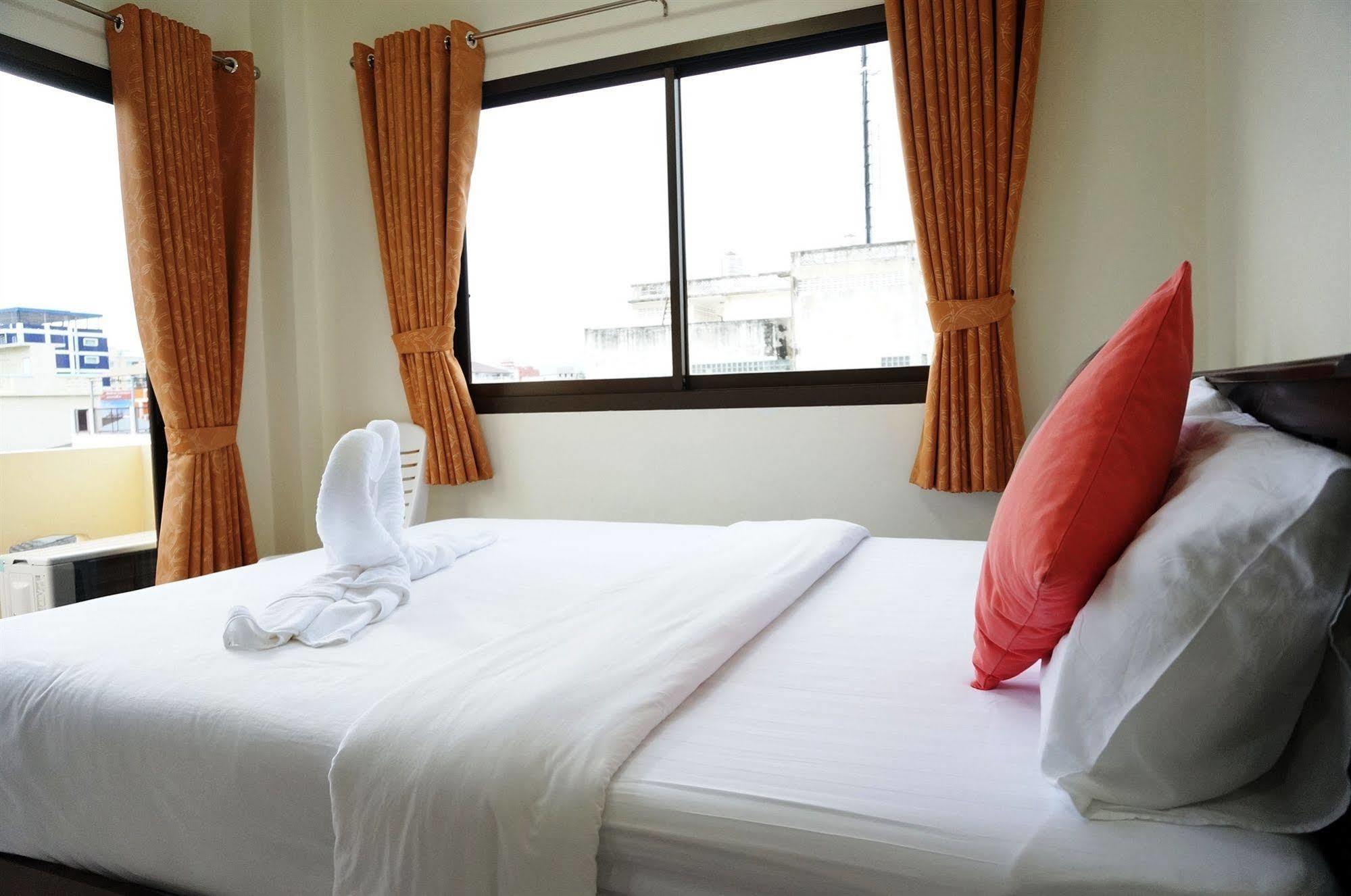 Baan Taweesuk Guest House Huahin Kültér fotó
